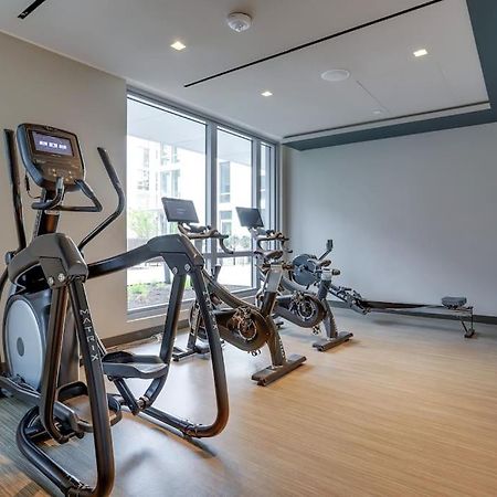 Gorgeous 1 Bedroom At Clarendon With Gym And Rooftop Arlington Kültér fotó