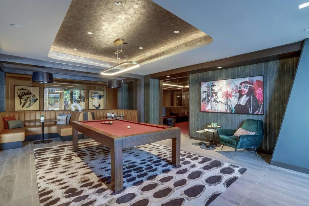 Gorgeous 1 Bedroom At Clarendon With Gym And Rooftop Arlington Kültér fotó
