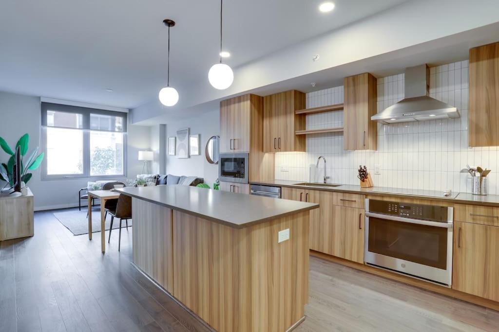 Gorgeous 1 Bedroom At Clarendon With Gym And Rooftop Arlington Kültér fotó